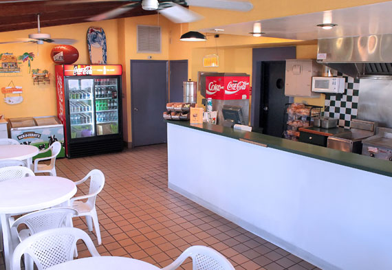 Magnuson Hotel Marina Cove Deli at Florida